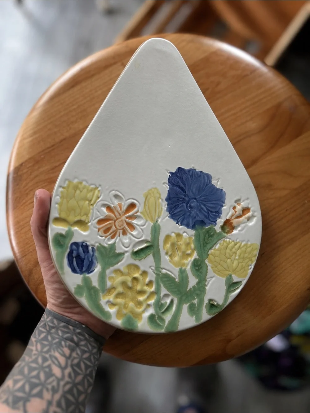 Folkart Bennington Potters 1561 Teardrop Floral Trivet Wall Hanging David Gil